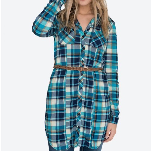 🎁 Too-long-for-a-shirt-but-too-short-for-a-dress - Picture 4 of 5